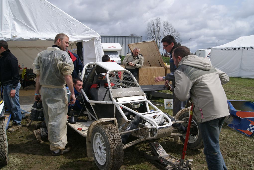 Les 21 et 22 avril 2012 à St-Junien (87), 2ème épreuve du Championnat de France d'autocross.