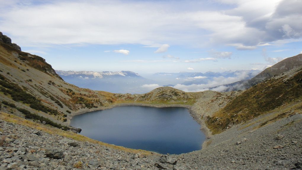 Brèche de Roche Fendue (2445m), boucle par le Lac de Crop et le Pas de la Coche