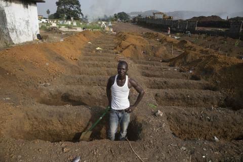 Des tombes pillées en deux mois à Freetown 