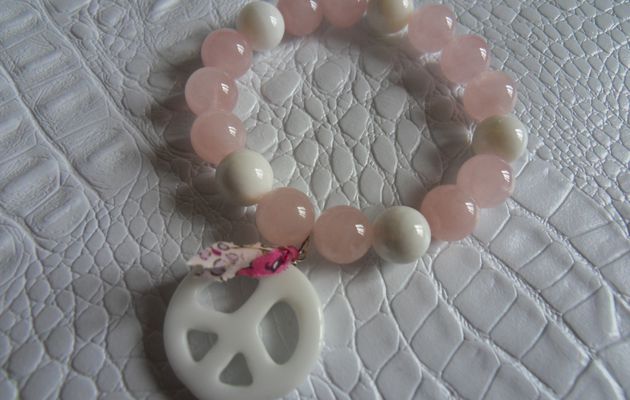 Bracelets "Peace-Ty" Boules Blanc Rose