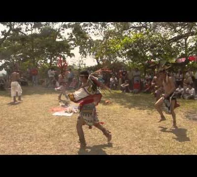 Autochtones d'Amérique - Danse ancestrale Nahuat Pipil