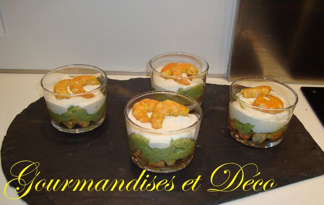 verrine avocat et crevettes marinées