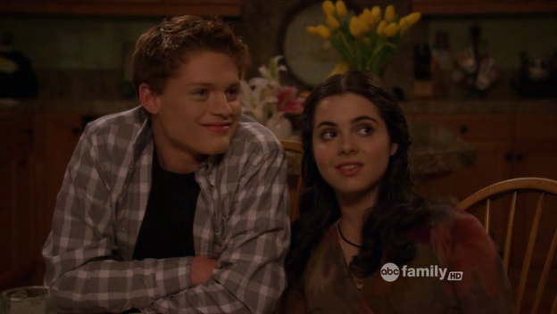 Critiques Séries : Switched at Birth. Saison 1. Episode 9.