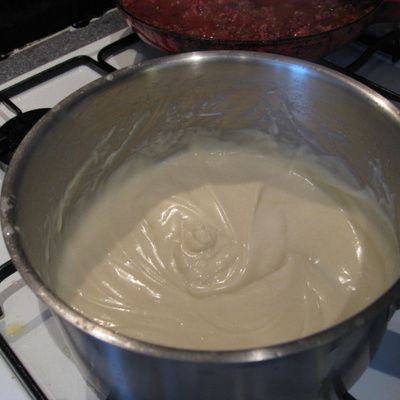 Comment préparer une sauce béchamel ?