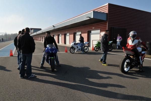 photos de la journée du 16 avril 2008 sur le circuit de bresse