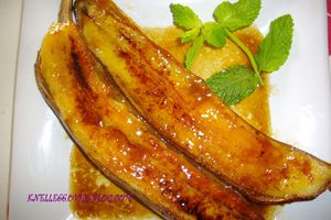 BANANES ROTIES SAUCE AU RHUM