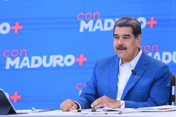 Maduro: Venezuela iniciará rondas de negocios con empresarios de China para consolidar ZEE en el país