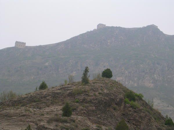 Le site de Simataï est situé près d'un barrage. La grande muraille y est grandiose.