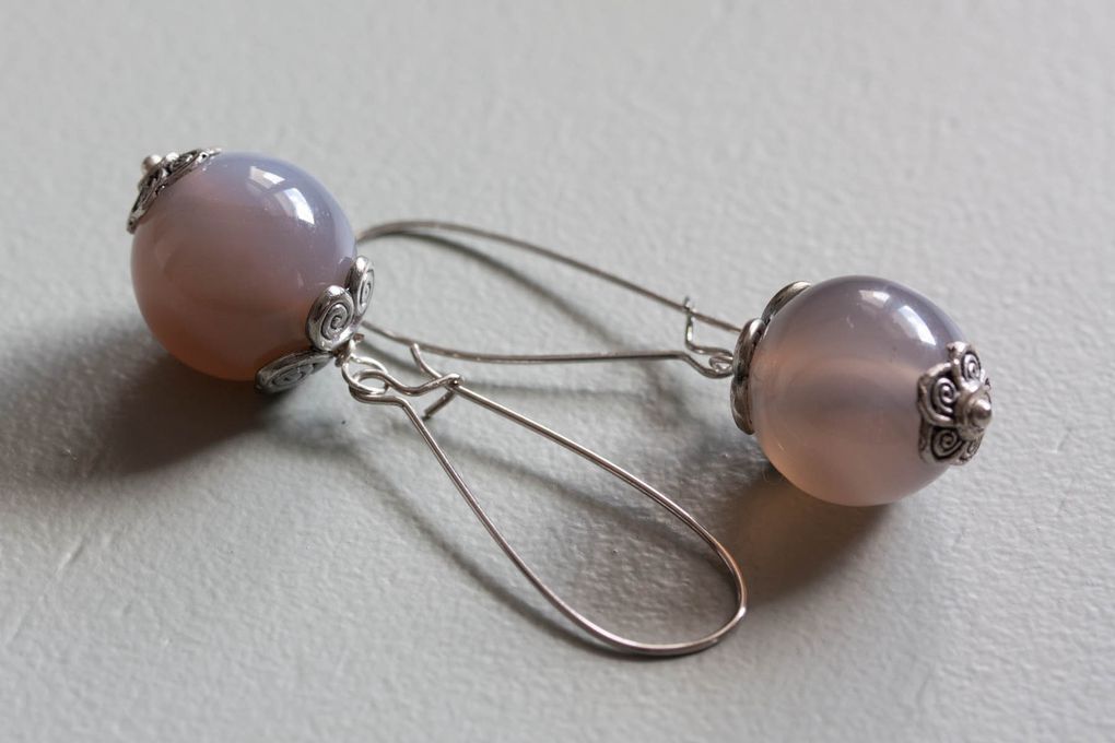 Boucles d'oreilles agate grise