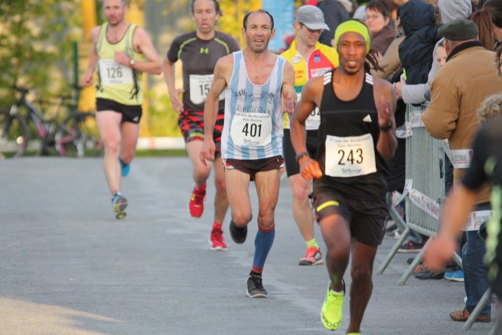 Photos de Patrick Maujean du 10 km de BEZANNES