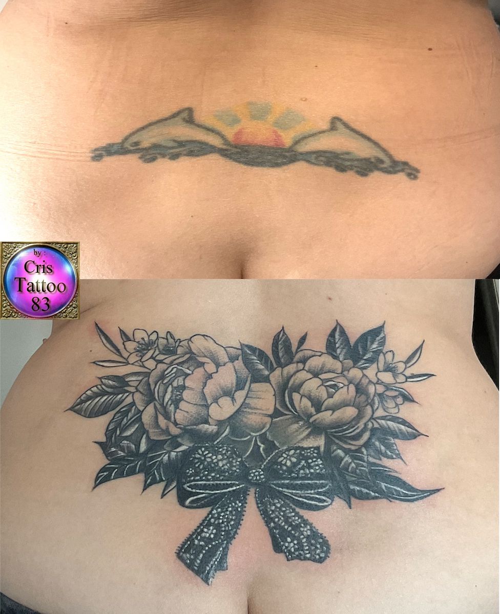tattoo cover woman/ recouvrement ancien tatouage bas de dos femme