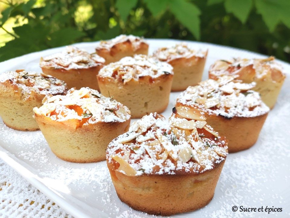 Financiers aux abricots, citron et thym