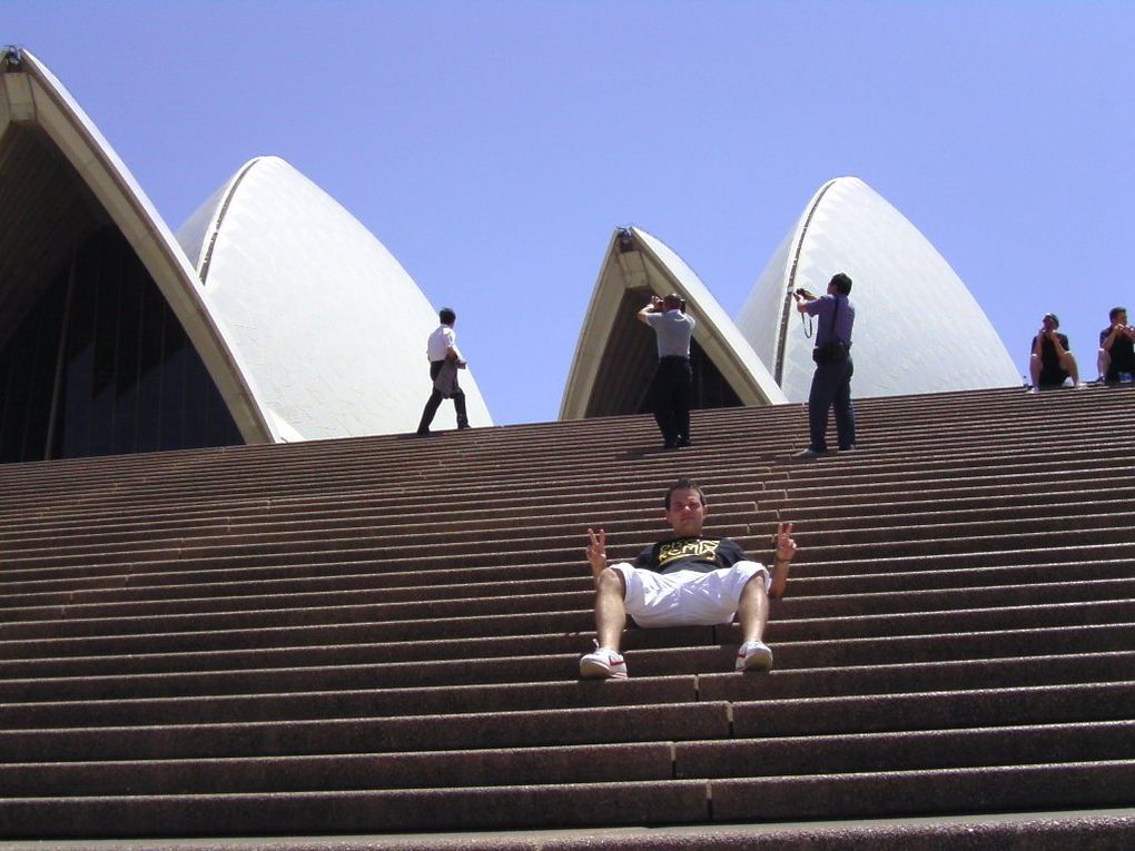 Album - The-Ultimate-Oz-Experience---Sydney + Blue Mountains