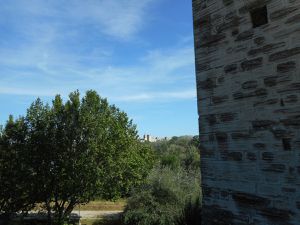 Voitures anciennes à Villeneuve lez Avignon (Gard) LES RENDEZ-VOUS DE LA REINE Dimanche 19 NOVEMBRE, c’est par ici que ça se passe !