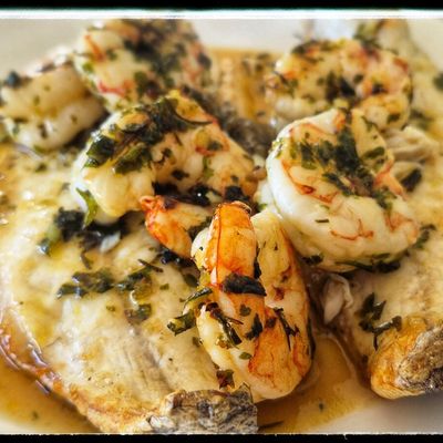 lubina con gambas 