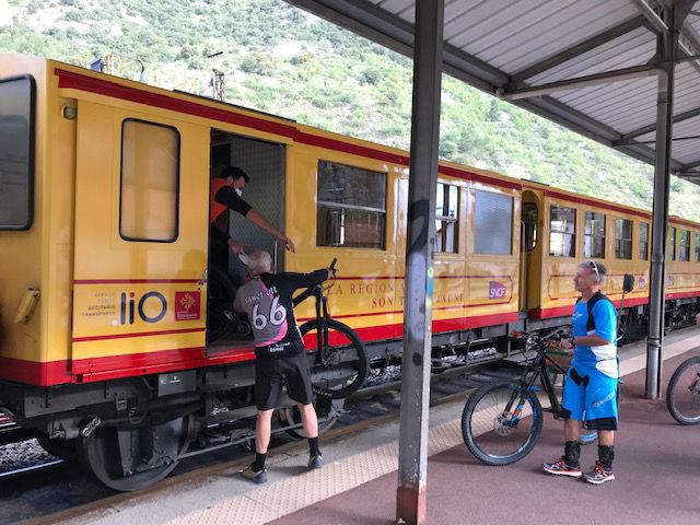 Samedi 29 Mai: Descente du train jaune