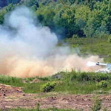 Les chars Leclerc ont passé le rideau de fer. Les chars Leclerc sont en Pologne sous commandement de l'OTAN!  LES ÉNARQUES FRANÇAIS SOUMIS A LA POLITIQUE DES USA !!! 