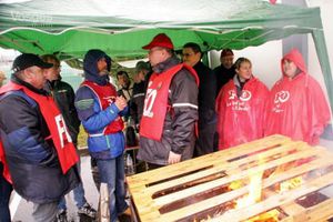 Grève suivie à la base Intermarché sur la zone d’Hellieule