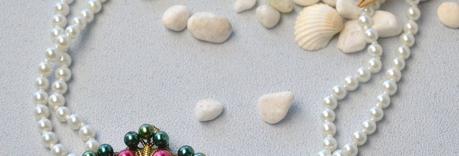 PandaHall DIY collier en perles pour Noël