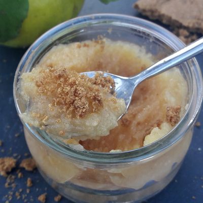 Compote de coings à la cannelle et spéculoos