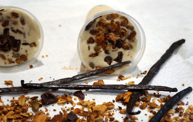 Crème glaçée Vanille et Granola