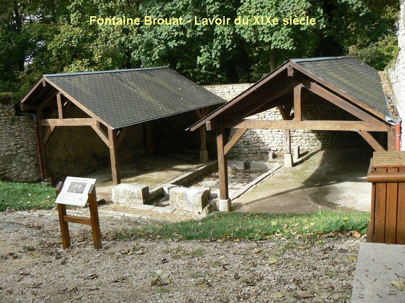 Une petite balade sympa dans un joli petit village en compagnie de Bero et de son mari.