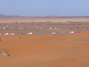 "Sur les traces du Paris-Dakar"