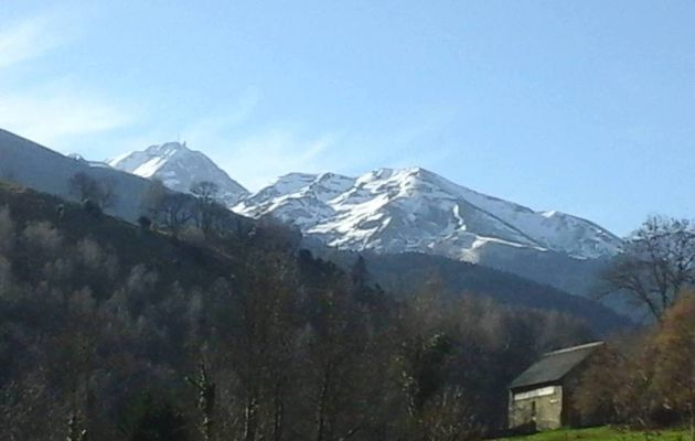 Vue sur le pic du midi depuis Baudéan