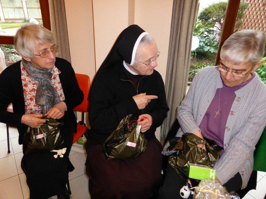 Les religieuses du doyenné Enghien-Montmorency se sont rencontrées chez les Sœurs Servîtes de Marie à Groslay pour un temps d'échange et d'amitié.