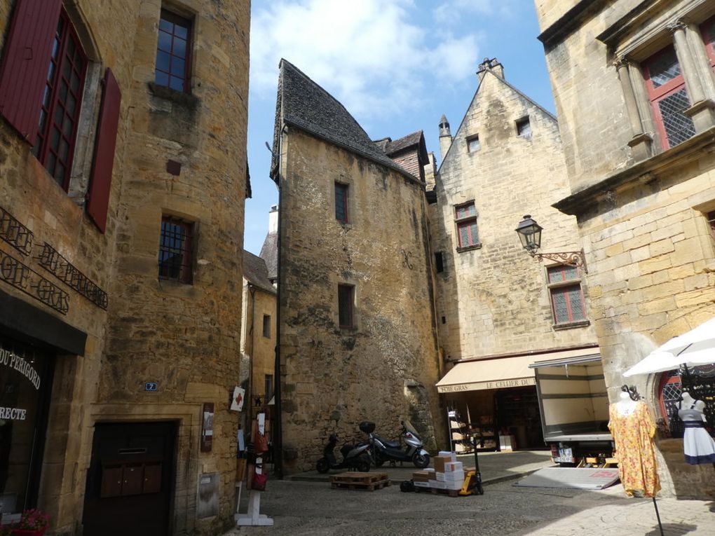 Périgord Jour 3 Sarlat-Roche Gageac
