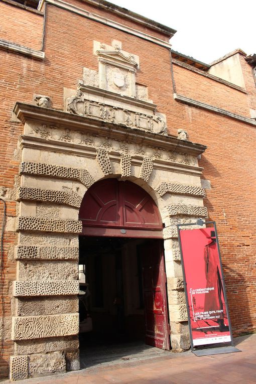 Puis la basilique St Sernin s'offre à nous