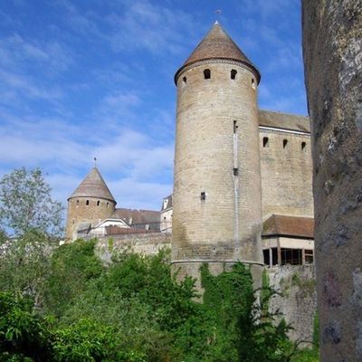 De Semur a Vieux Château