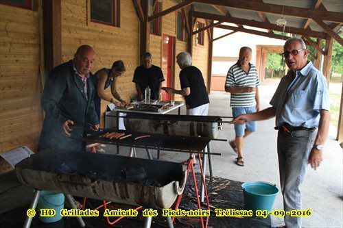 Grillade le dimanche 9 Septembre 2018 de l'Amicale des pieds-noirs de Périgueux au centre de loisirs de Trélissac (24)