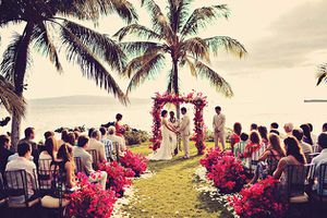 3 Things You Must Remember When Planning A Tropical Summer Wedding