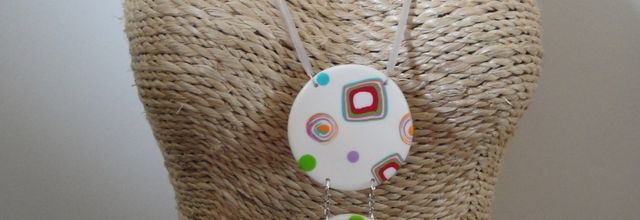 un collier tout simple