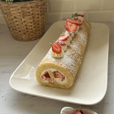 Gâteau roulé à la fraise et au mascarpone avec ou sans Thermomix