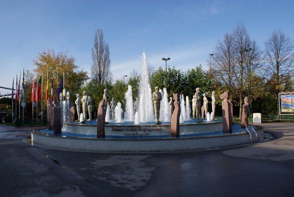 Parc d'attraction en Allemagne près de la frontière 

Cliquez sur la photo pour l'agrandir