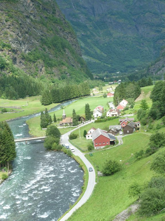 Kreuzfahrt Südnorwegen Teil 3 - Flam und die Flambahn