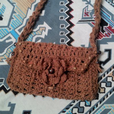 Sac crocheté  en laine vierge il y a 1mois