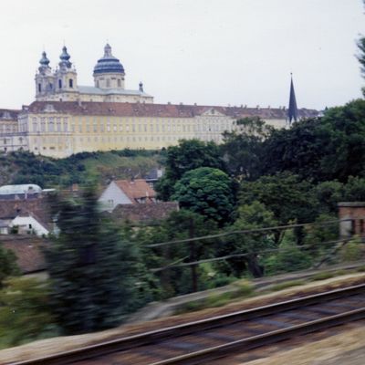 SOUVENIRS D' UN VOYAGE A VIENNE EN AOUT 1975