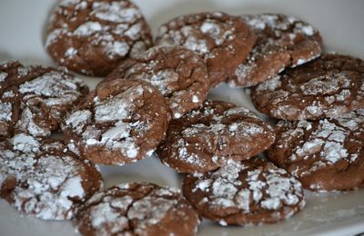 Biscuits craquelés au chocolat