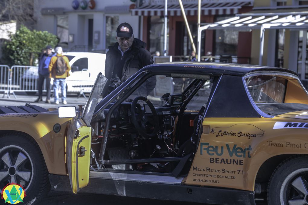 Rallye Monte-Carlo Historique : Saint-André-les-Alpes vibre au son des bolides d'antan.