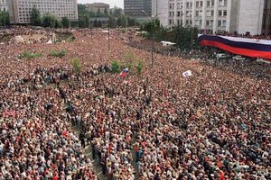 Il y a 25 ans à Moscou, un putsch manqué sonnait le glas de l'URSS