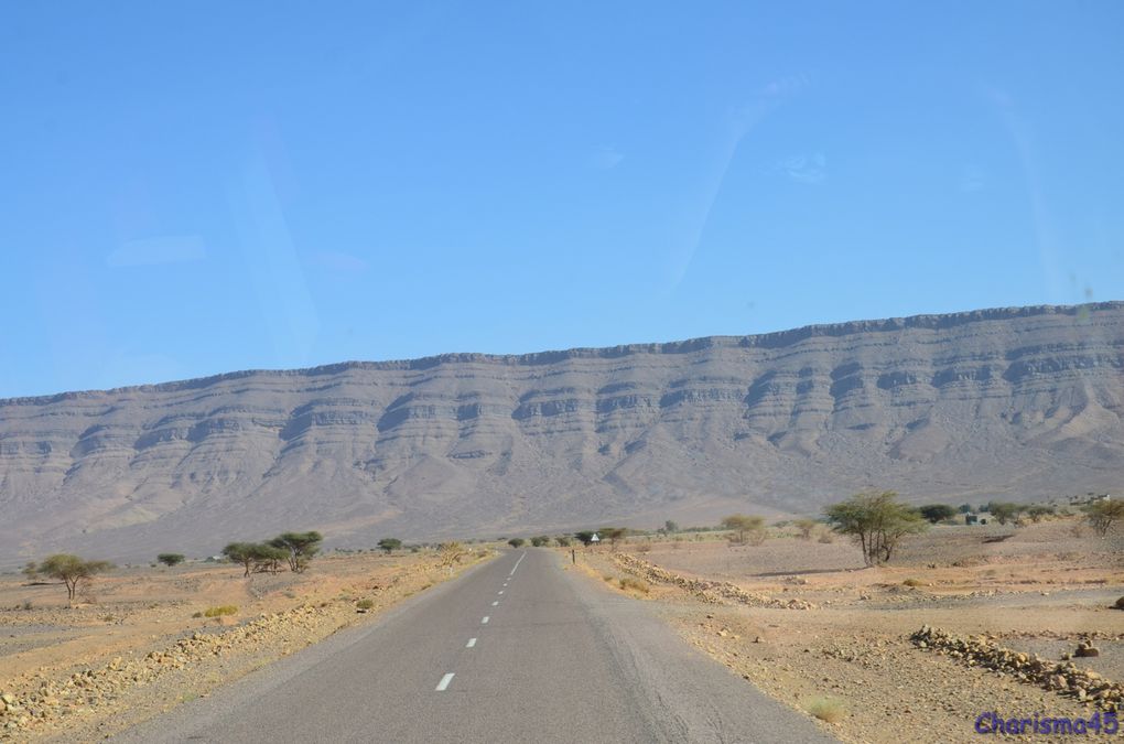 Sur la route de Zagora (Maroc en camping-car)