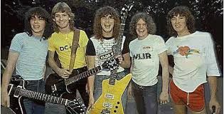 September 22nd 1979, Def Leppard had their first major live review when UK music weekly Melody Maker reviewed a gig the band had played in Wolverhampton. With a 15 year-old drummer the band had just released their debut 3-track single.