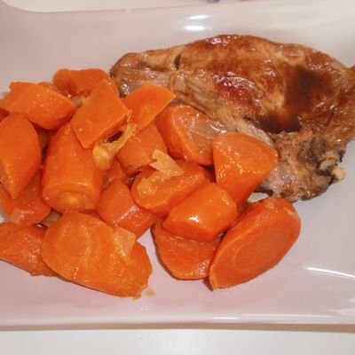 COTE DE VEAU ET SES CAROTTES CONFITES