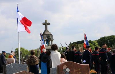 Cérémonie du 8 mai 2025 à Locmiquélic : un hommage particulier à Adophe Gabellec.