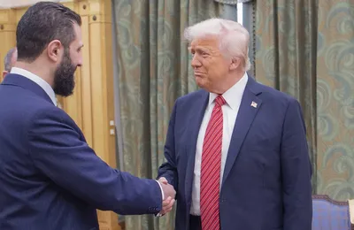 Trump a déclaré que la Syrie méritait un « nouveau départ » — Mais les troupes étatsuniennes ne partent pas (The Intercept)