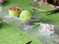 Table en vert pistache