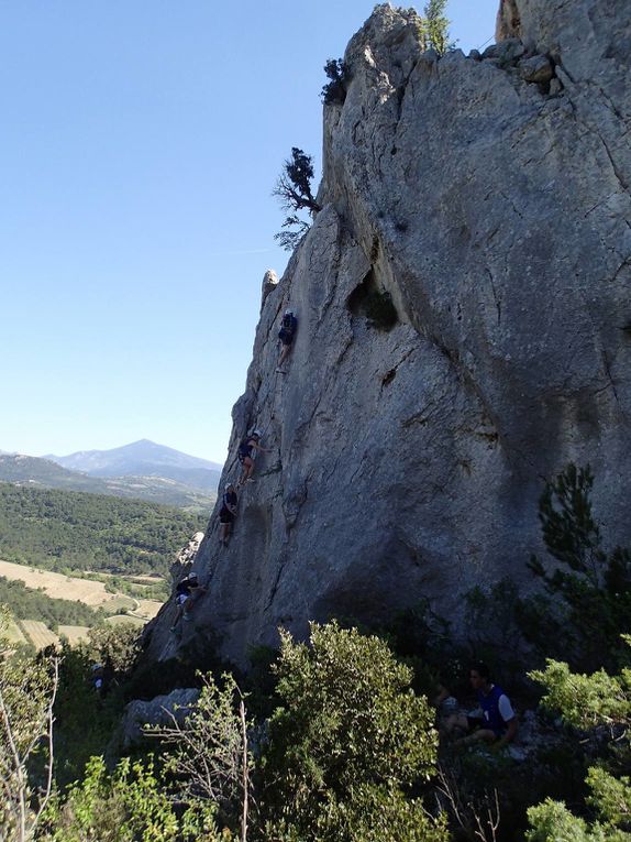 Raid dans les Dentelles